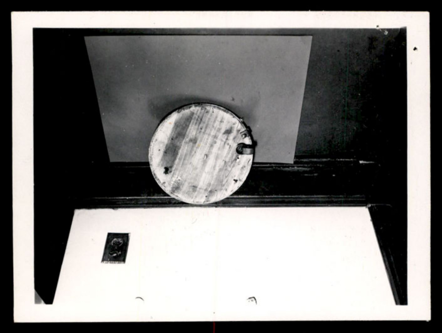 View of the bottom of the disc-shaped object.